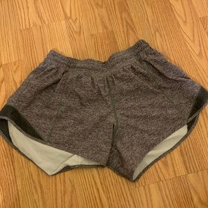 Lulu tracker short 4 inch